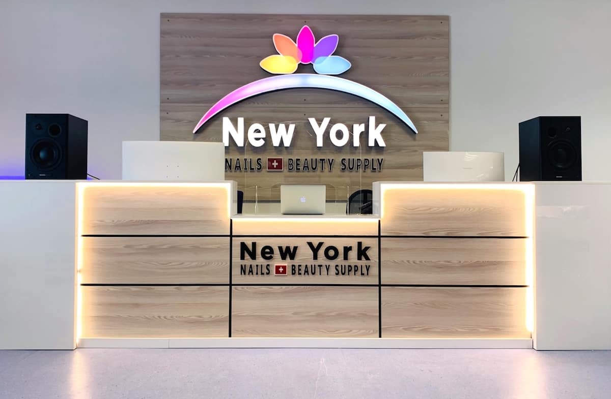 NewYork Nails Beauty Supply Nagelstudio Equipment Ausstattung Nagelzubehor